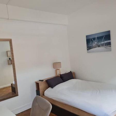 Bel Appartement 3 Suites Privatives Hyper Centre Tourcoing Esterno foto